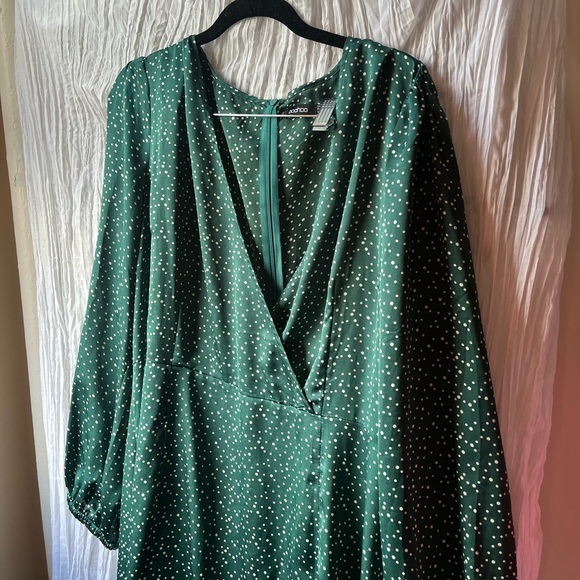 Boohoo Curve Green Satin Faced Long Sleeve White Polka Dot Surplice Plus Size 18 - Picture 3 of 7
